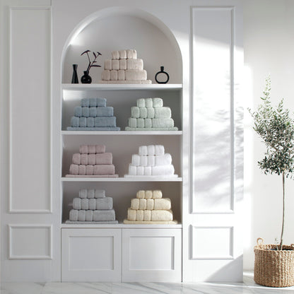 The Veluda Skin Air Essential Towel Set